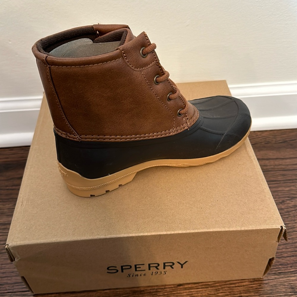 Brand New Sperry Port Boot in Tan/Brown; kids size 3M